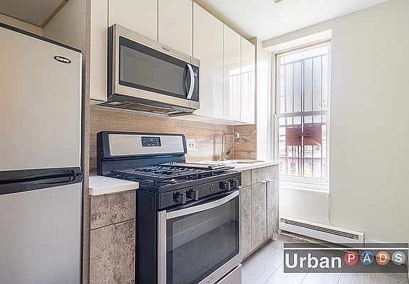 2nd image of 181 Hull St #3A