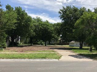 918 N Walnut St, McPherson, KS 67460