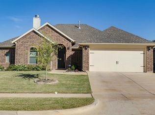 1317 Tucker Ln, Kennedale, TX 76060