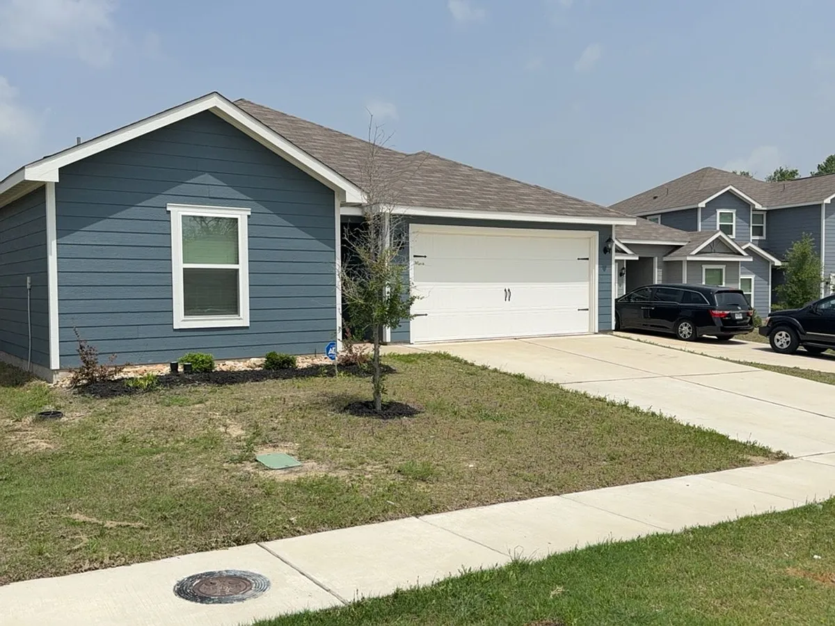 Building Photo - 4247 Possumhaw Dr
