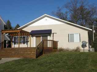 6225 W Lake Rd, Twin Lake, MI 49457