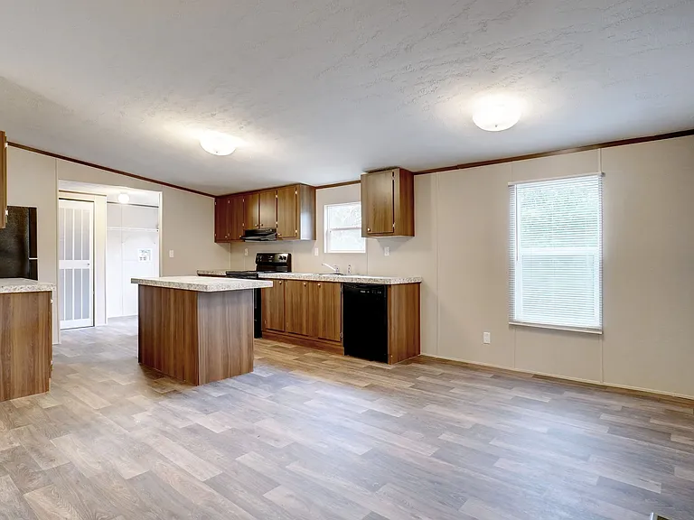 2509 Elk Trl — Photo 5