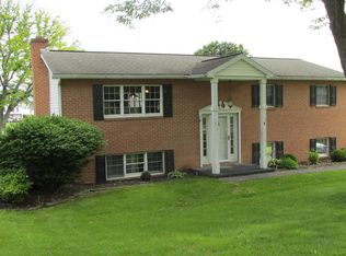 1012 Gray Ln, Duncansville, PA 16635