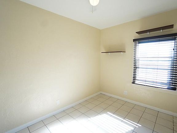 5th image of 2886.5 Mission Blvd #F