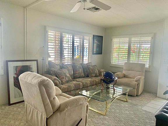 4th image of 377 Club Circle Dr
