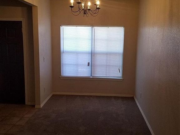 3rd image of 2800 N Cassius Ln