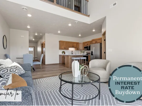 5721 E Avett Pl, Sioux Falls, SD 57108