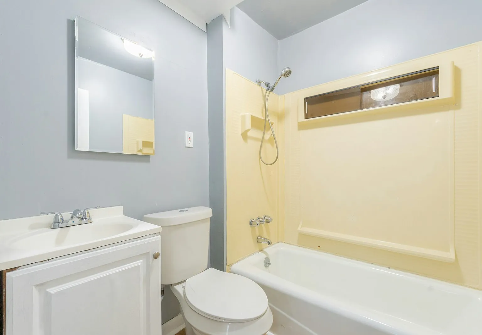 14514 Westropp Ave — Photo 4