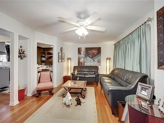 2nd image of 359-61 Bonnabel Blvd