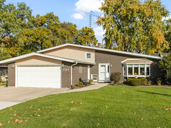 121 Kimber Dr, New Lenox, IL 60451
