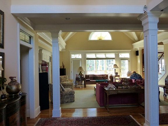5th image of 105 Oakmonte Cir