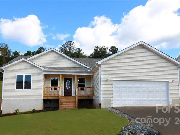 77 Patriot Pl #66, Mars Hill, NC 28754