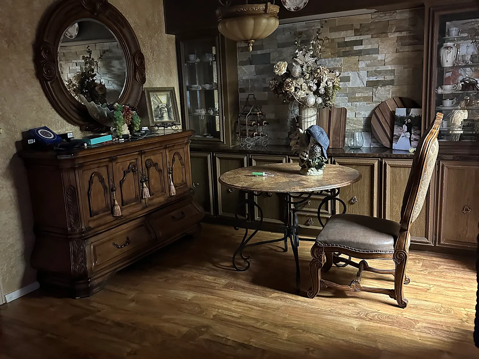 2 bed, 1600 sqft, $2,900 — Photo 3