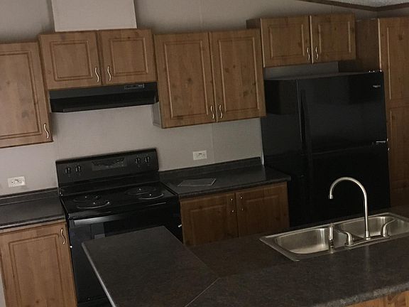 4th image of 335 SE Balboa Dr #74