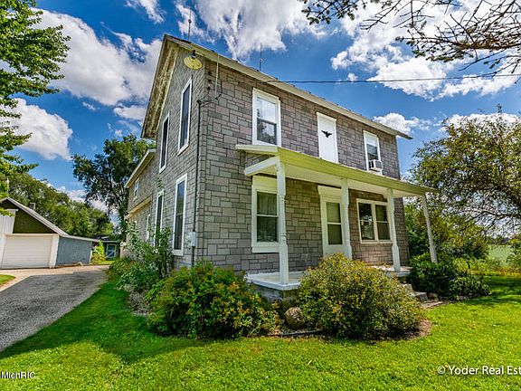 2nd image of 3781 Kalamazoo Dr