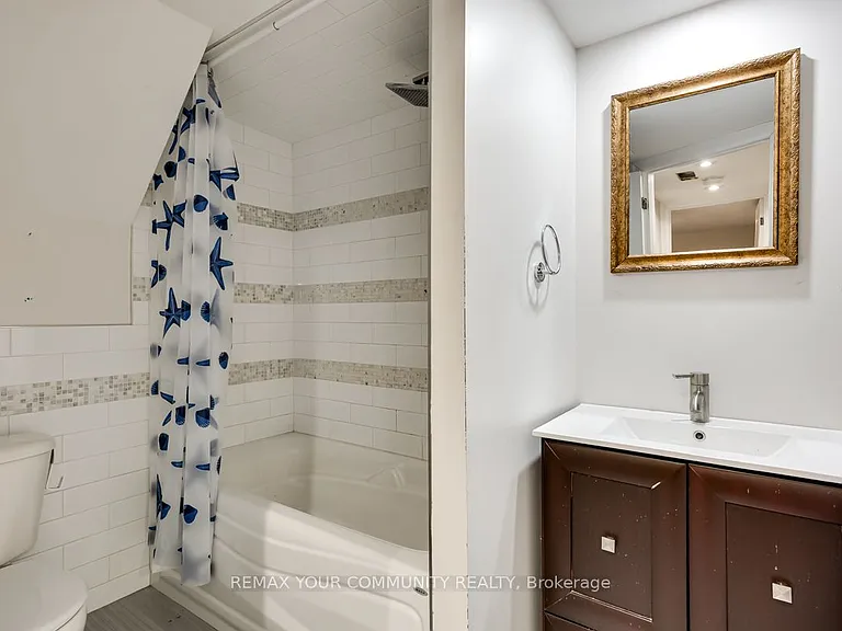 240 Markham Rd #LOWER LEVEL — Photo 8