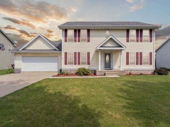 521 East St, Clinton, WI 53525