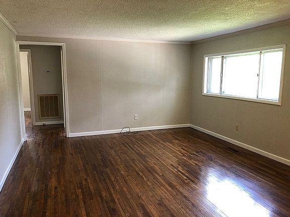 5th image of 851 O'Grady Dr