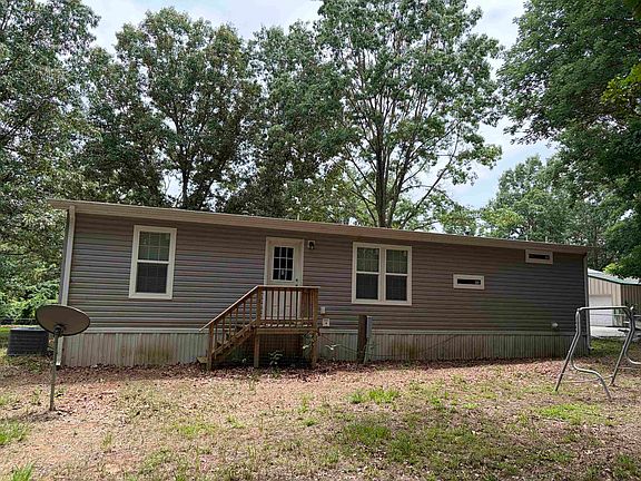 5th image of 2200 Gilbert Ln