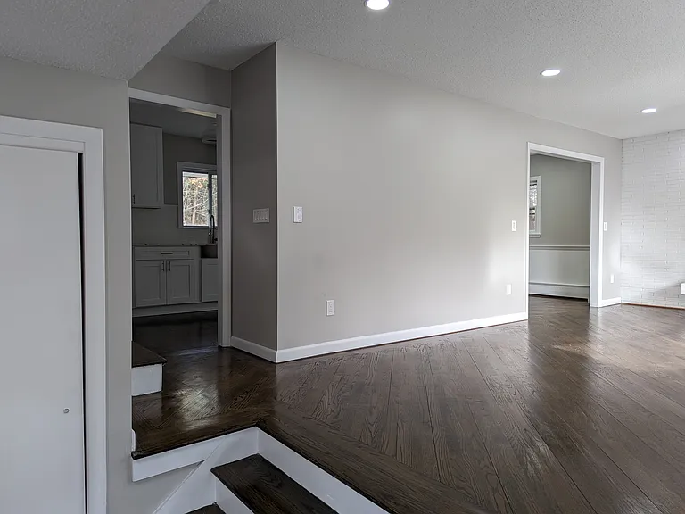 94 Bronson Rd — Photo 3