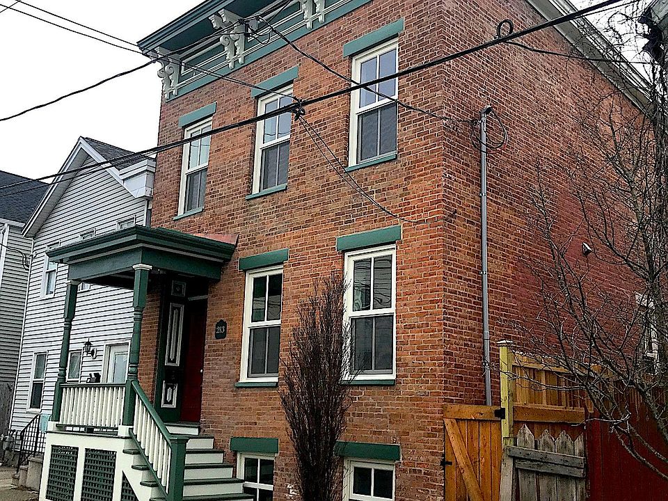 1st image of 213.5 Robinson St