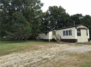 1860 Hallowell Rd, Litchfield, ME 04350