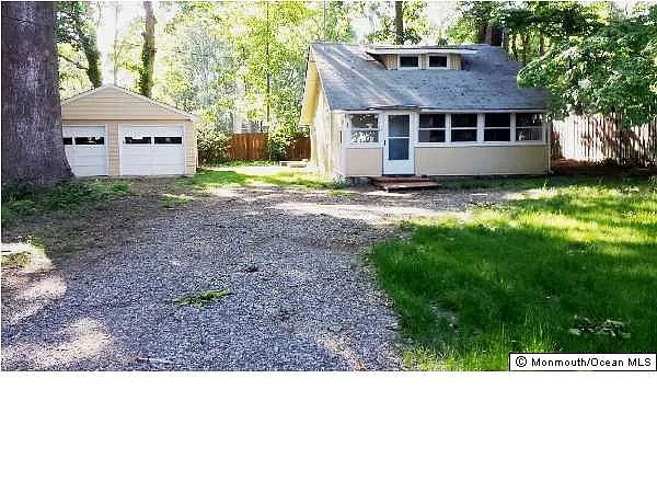 116 Elizabeth Ave photo 1