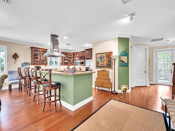 5th image of 309 NE 12th Avenue #*