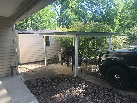 4th image of 605 W McPherson Ave