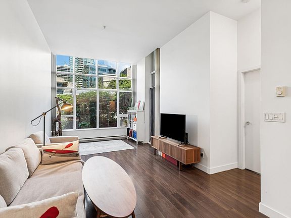 4th image of 2077 Rosser Ave #101
