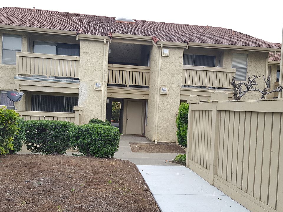1st image of 6 Las Moradas Cir