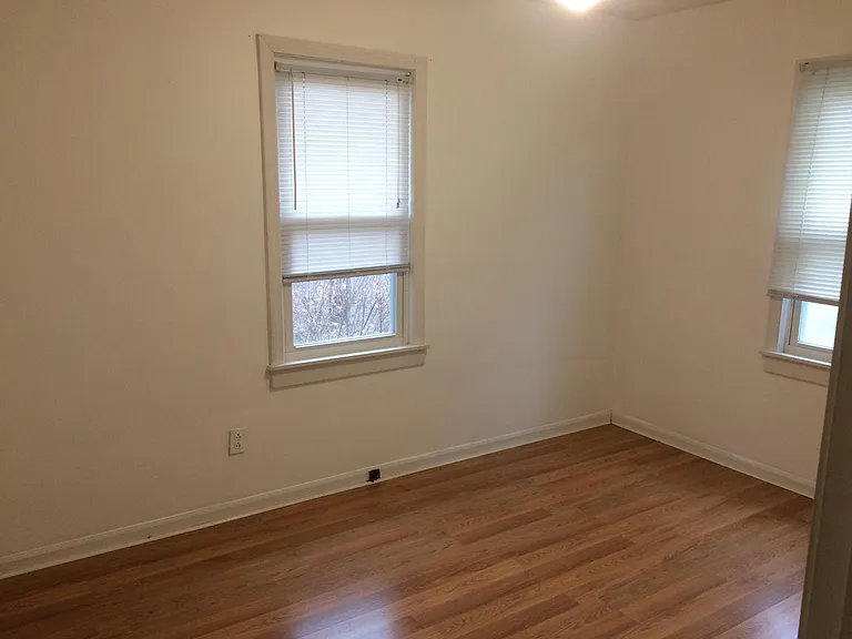 1449 S Plum Grove Rd — Photo 5