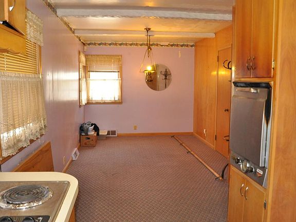 3rd image of 1013 Johnson Ave