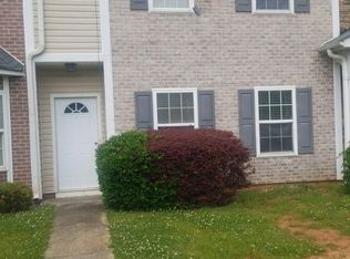 8643 Thomas Rd, Riverdale, GA 30274