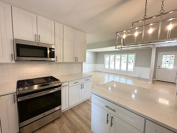 4th image of 5139 Imperial Dr
