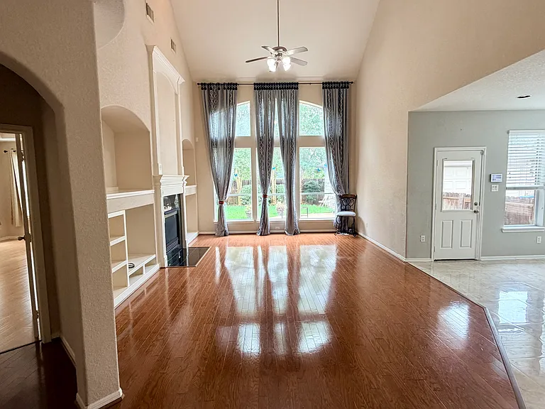 5210 Riverstone Crossing Dr — Photo 9