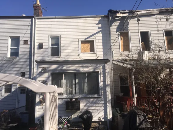 18608 Dormans Rd, Saint Albans, NY 11412