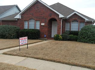 1152 Kelly Ln, Lewisville, TX 75077