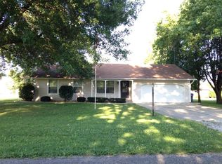 301 Park Ave, Aviston, IL 62216