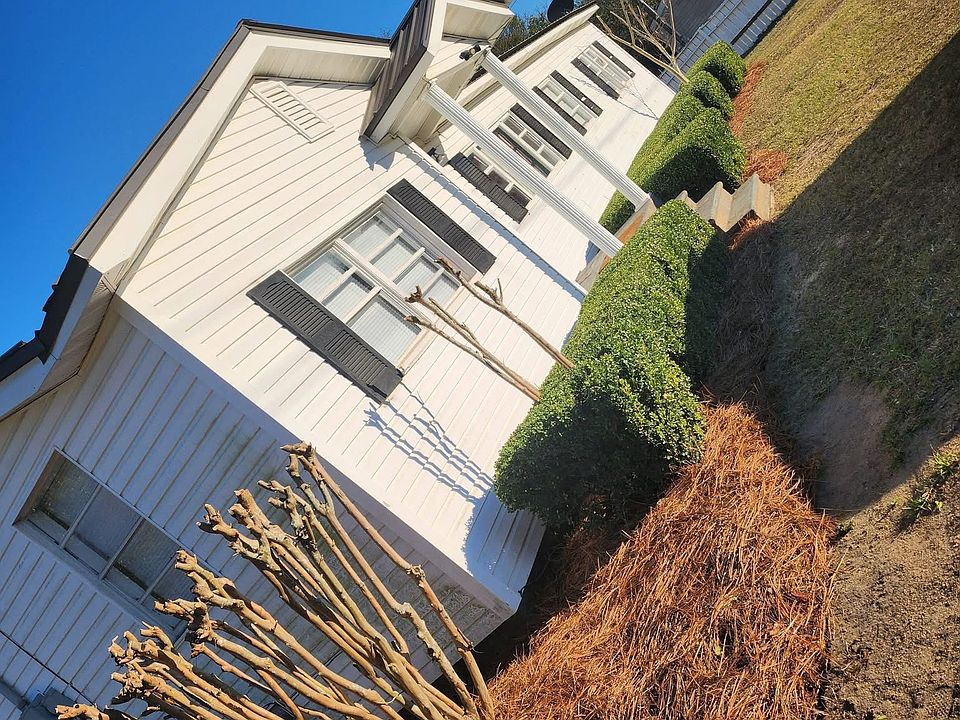 1st image of 950 N Mattie Ave