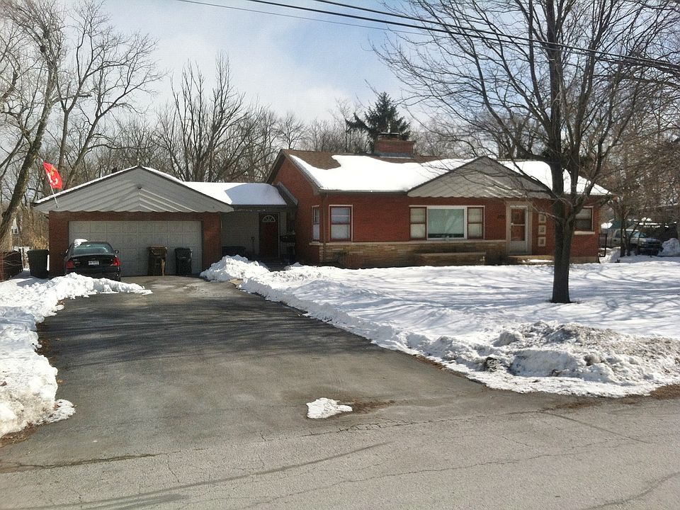 1st image of 17617 66th Ave