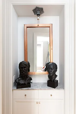 Rented by Compass | media 51