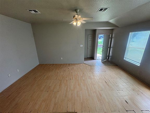 2nd image of 4411 Terra Summit Rd