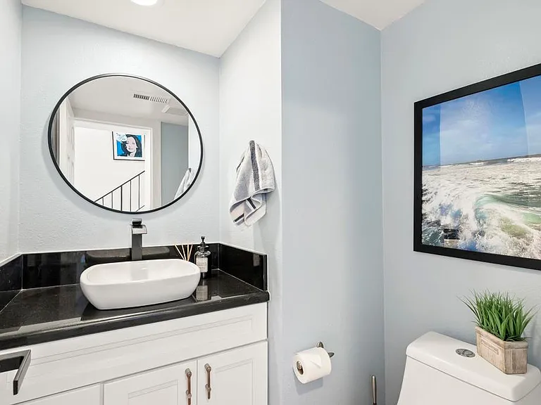 530 San Andres Dr — Photo 13
