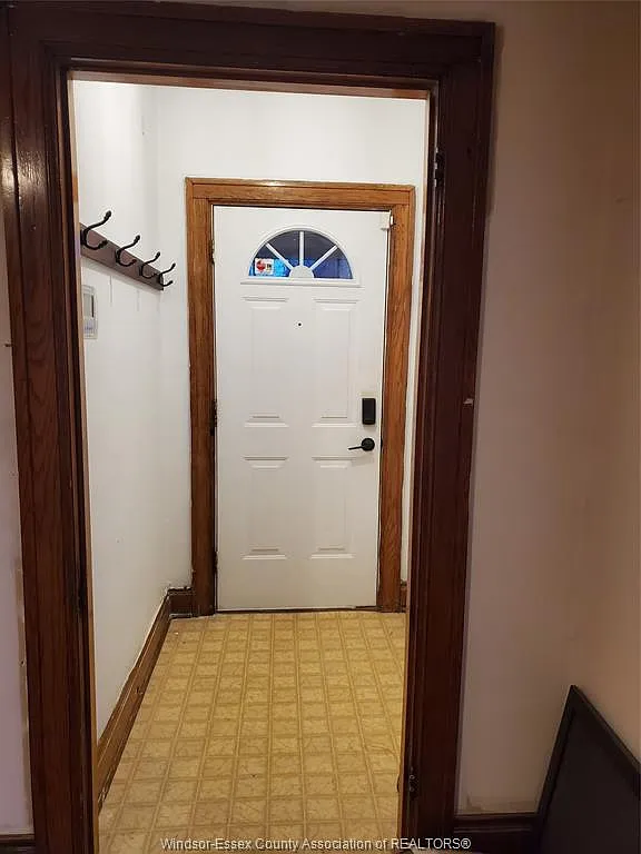 5 bed, 1.5 bath, $2,600 — Photo 1