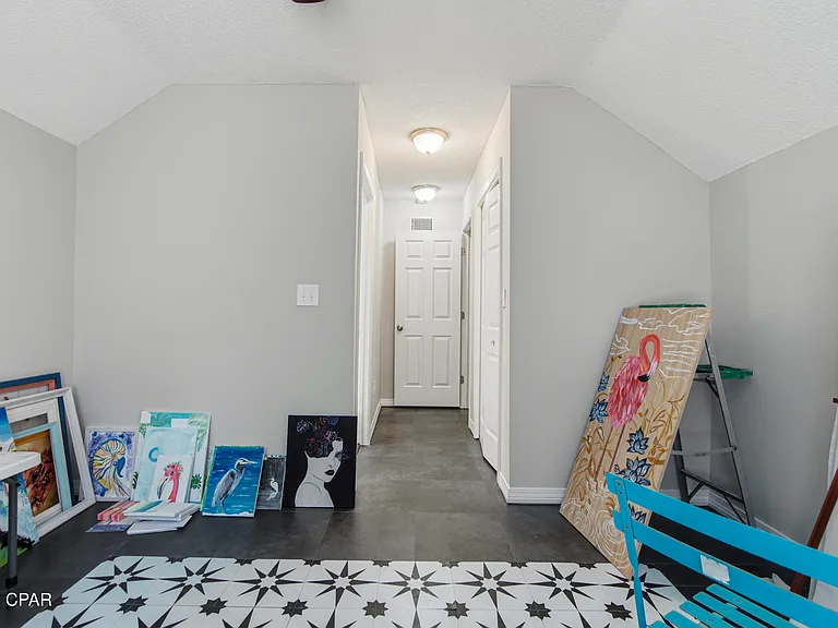 855 Mande Ct — Photo 40