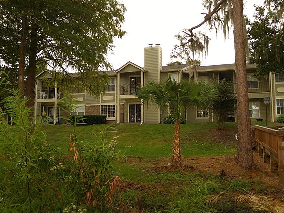 2nd image of 2550 N Alafaya Trl APT 7101