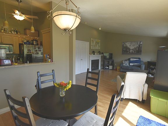 5th image of 208 Mountain Park Blvd SW APT E304