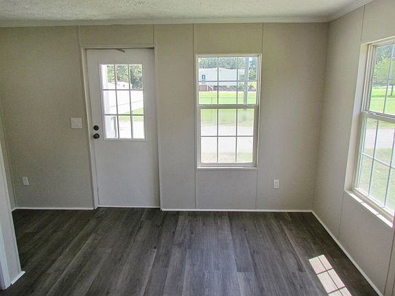 5th image of 5565 Henderson Hill Rd
