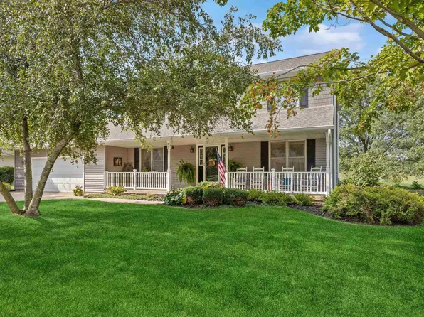 53 White Pine Rd, Geneseo, IL 61254